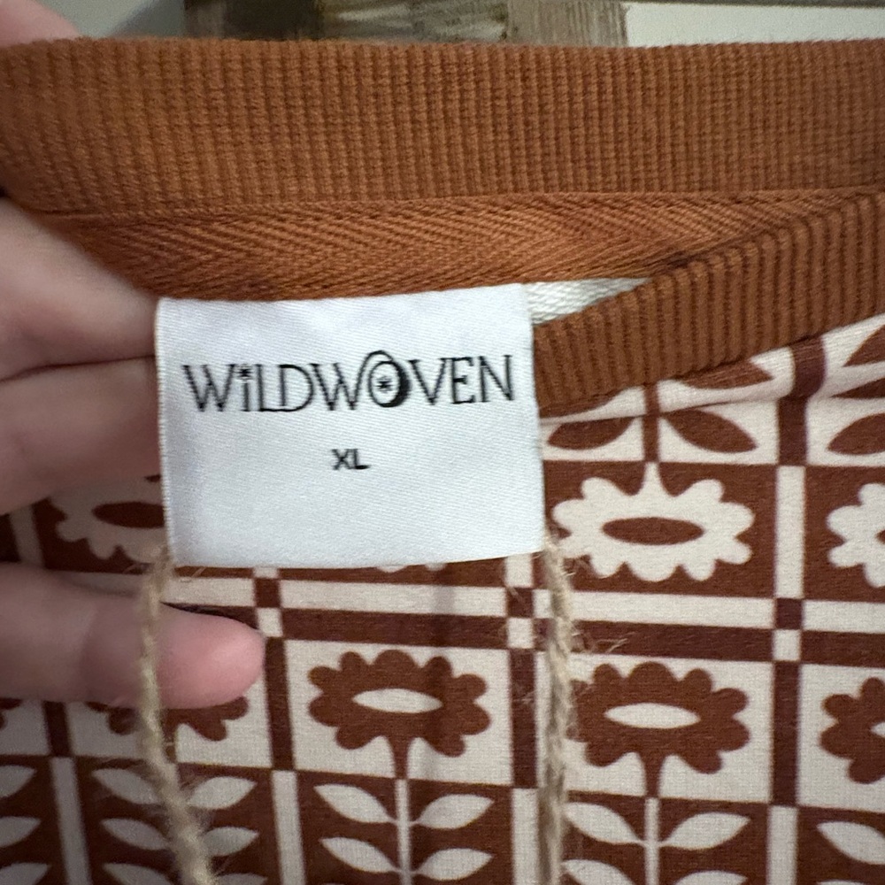 Women's Brown Patterned Top